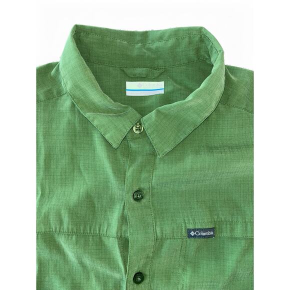 Columbia Men's Green Short Sleeve Button Up Shirt Size L Outdoor Hiking Fishing - Picture 4 of 7